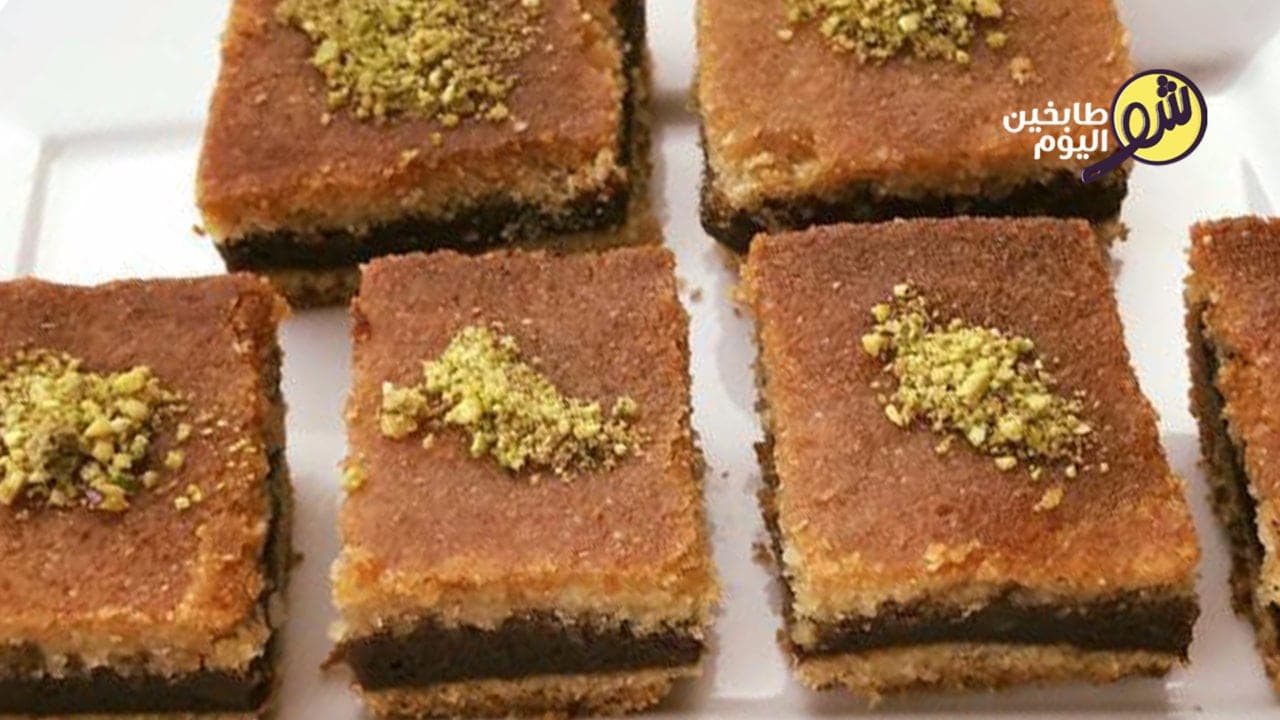 Ma'moul Mad with Date Filling