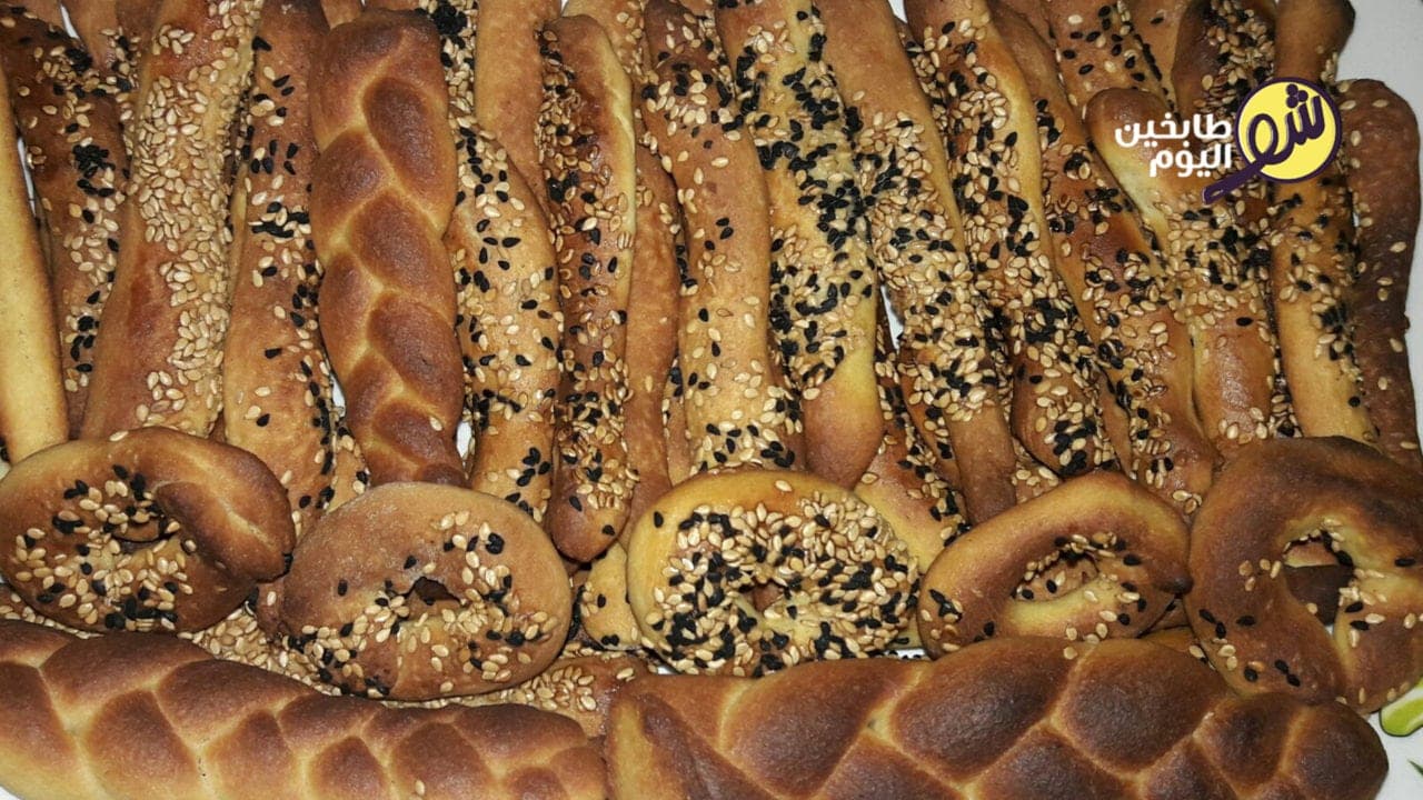 Homemade Ka'ak with Sesame