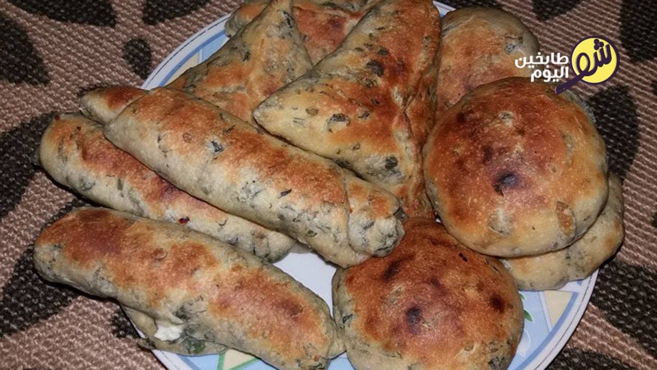 Za\'atar and Cheese Pastries