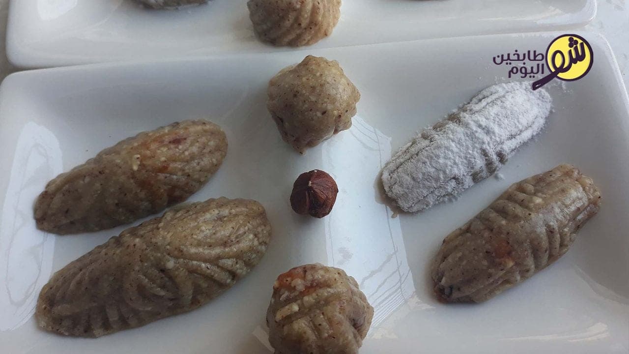 Marzipan Maamoul Filled with Dates