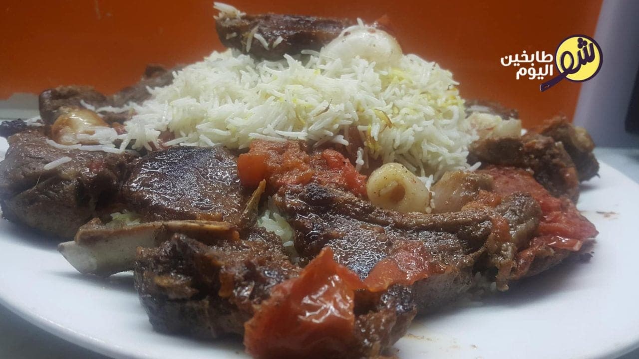 صينية اللحم بالفرن مع الرز