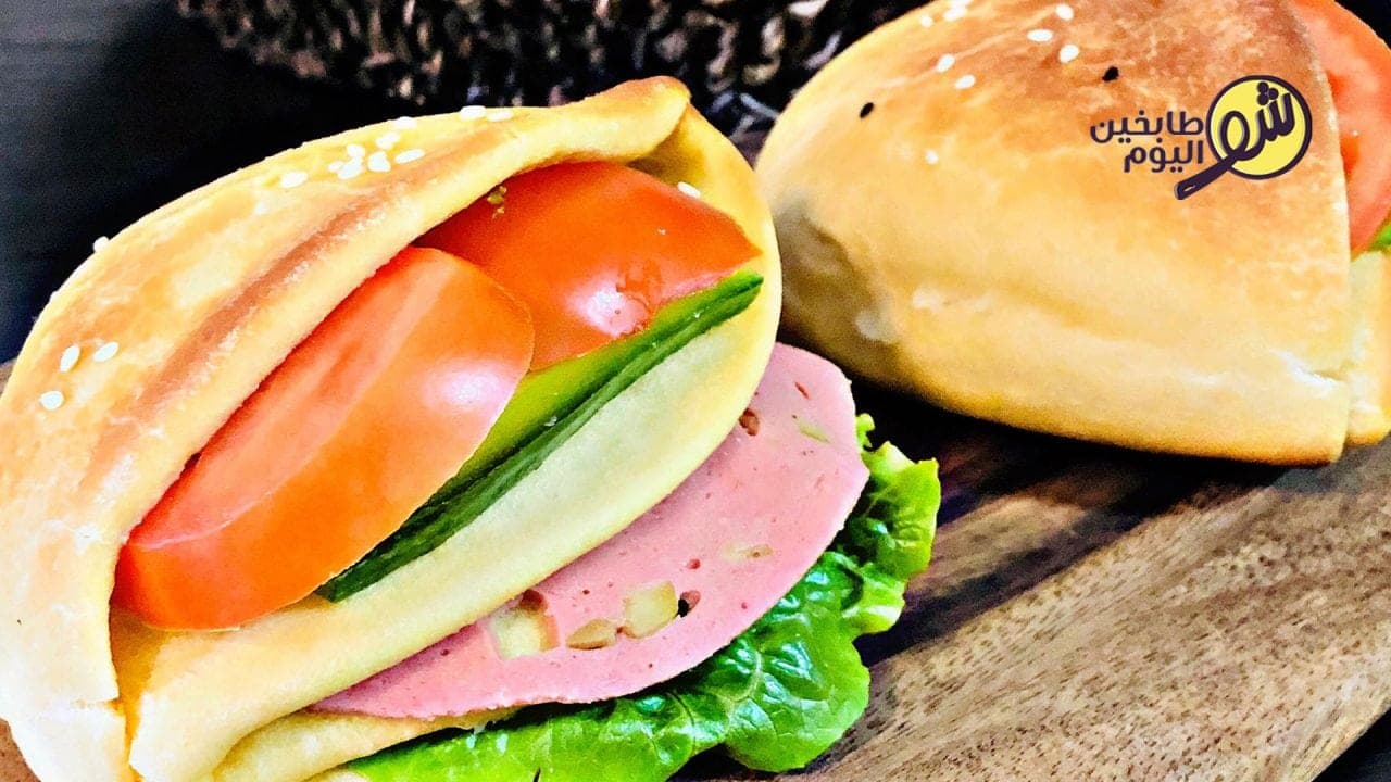 طريقة تحضير عجينة السندويش الصغير - بالصور