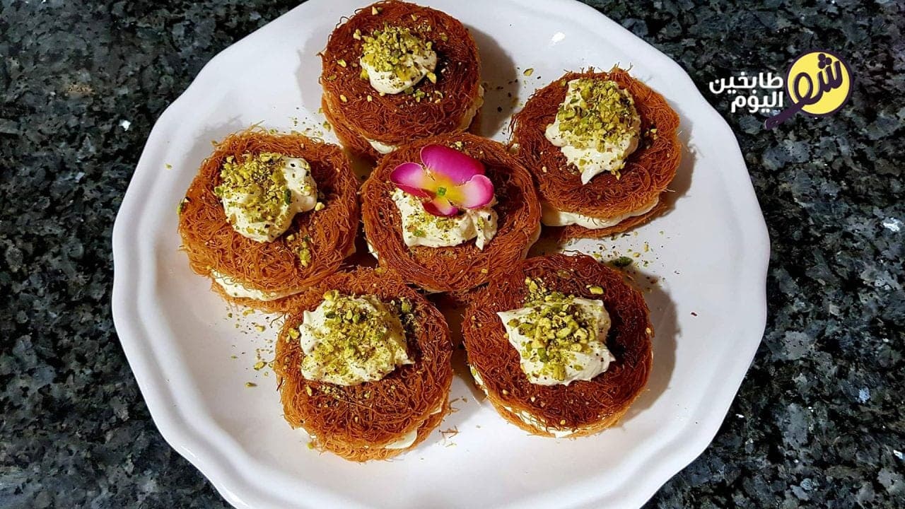 طريقة تحضير ميني عثملية بالقشطة