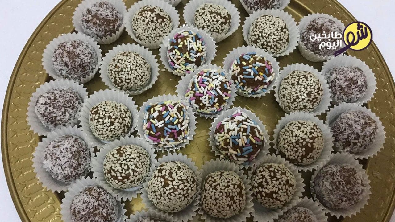 Date and Biscuit Balls