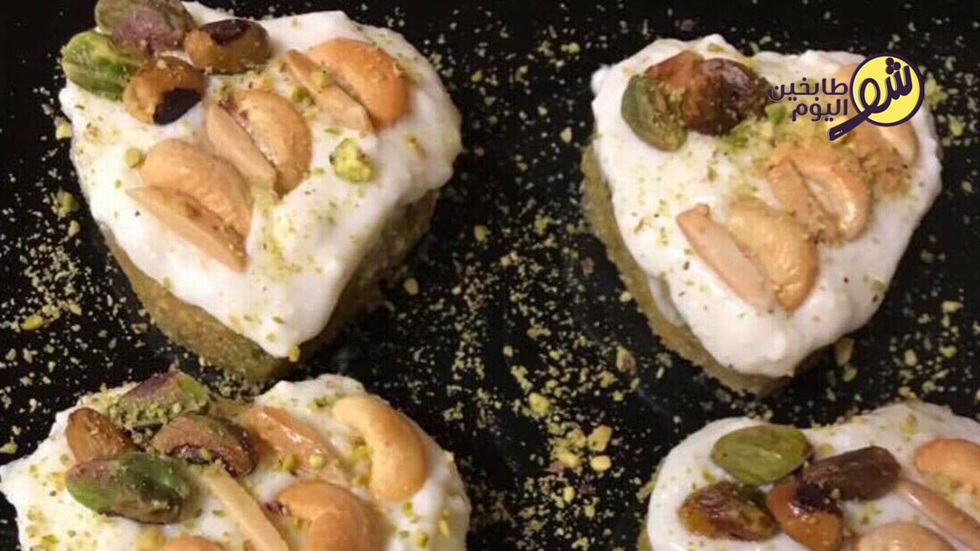 طريقة عمل المدلوقة بالأكواب