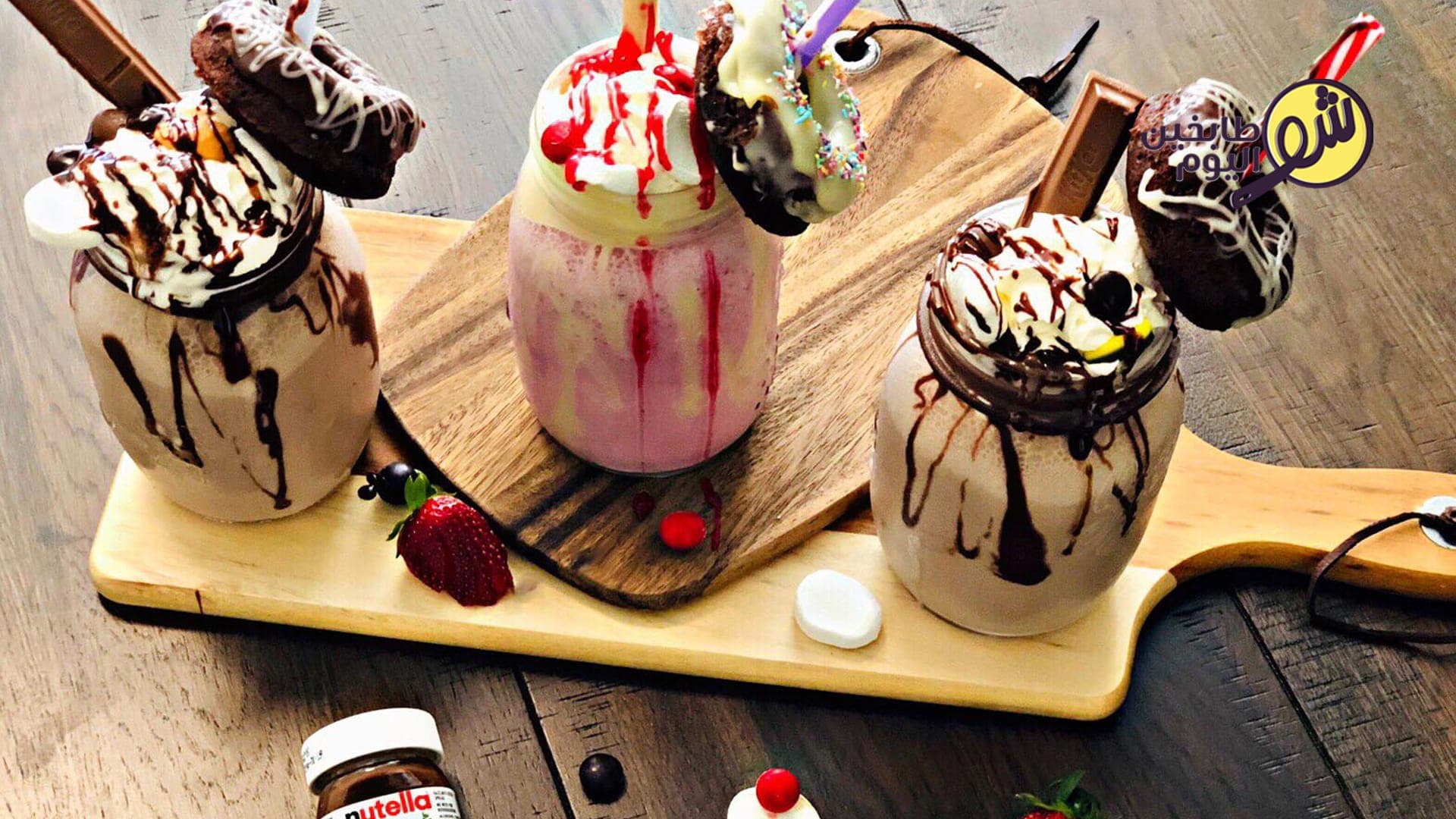 Strawberry and Chocolate Milkshakes