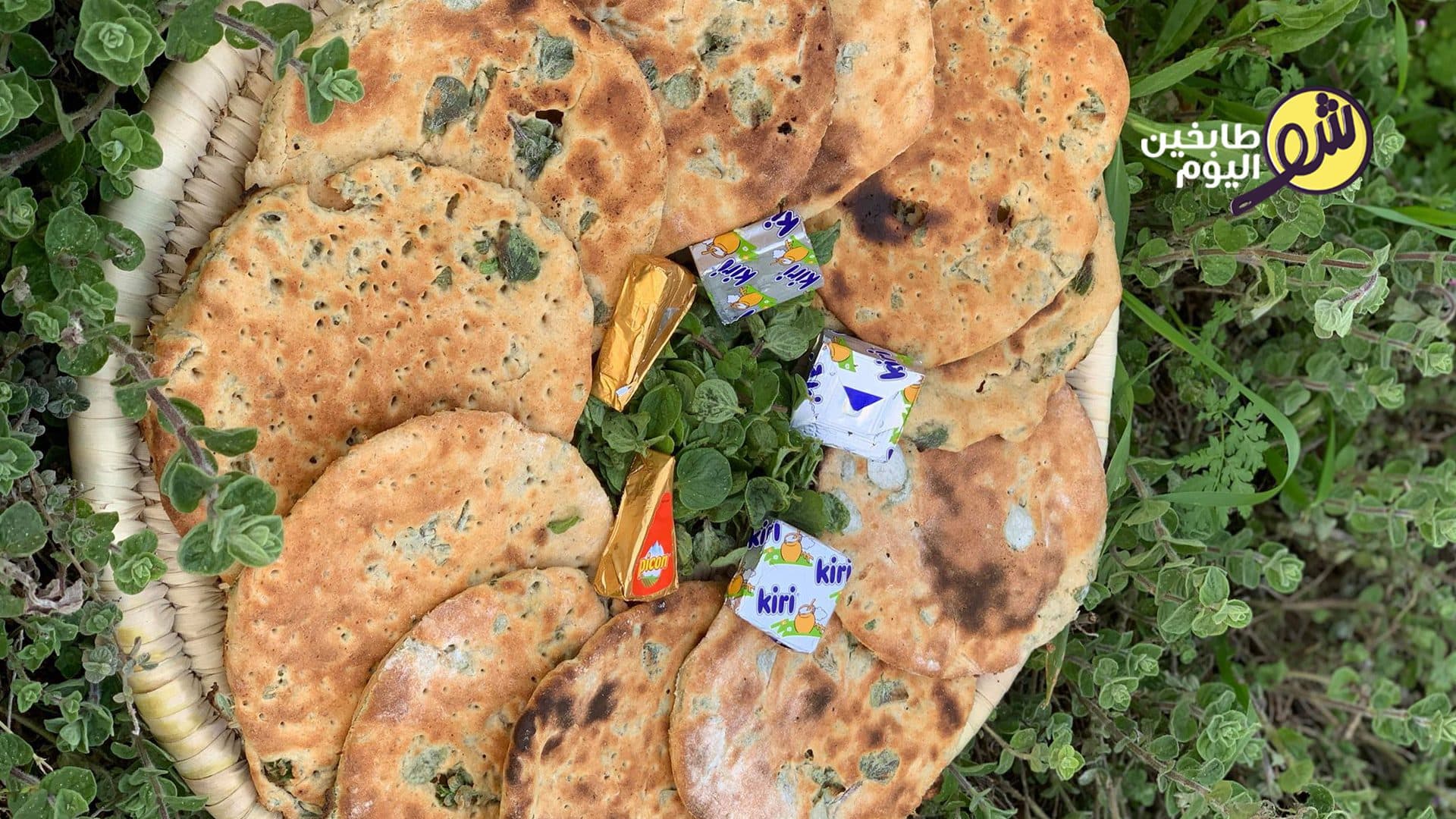 Za'atar Ka'ak (Thyme Ka'ak)