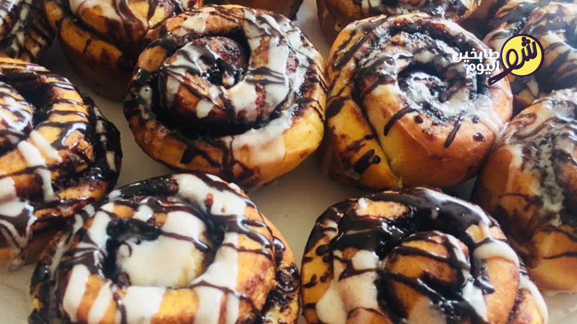 Cinnamon and Chocolate Cinnabon Rolls