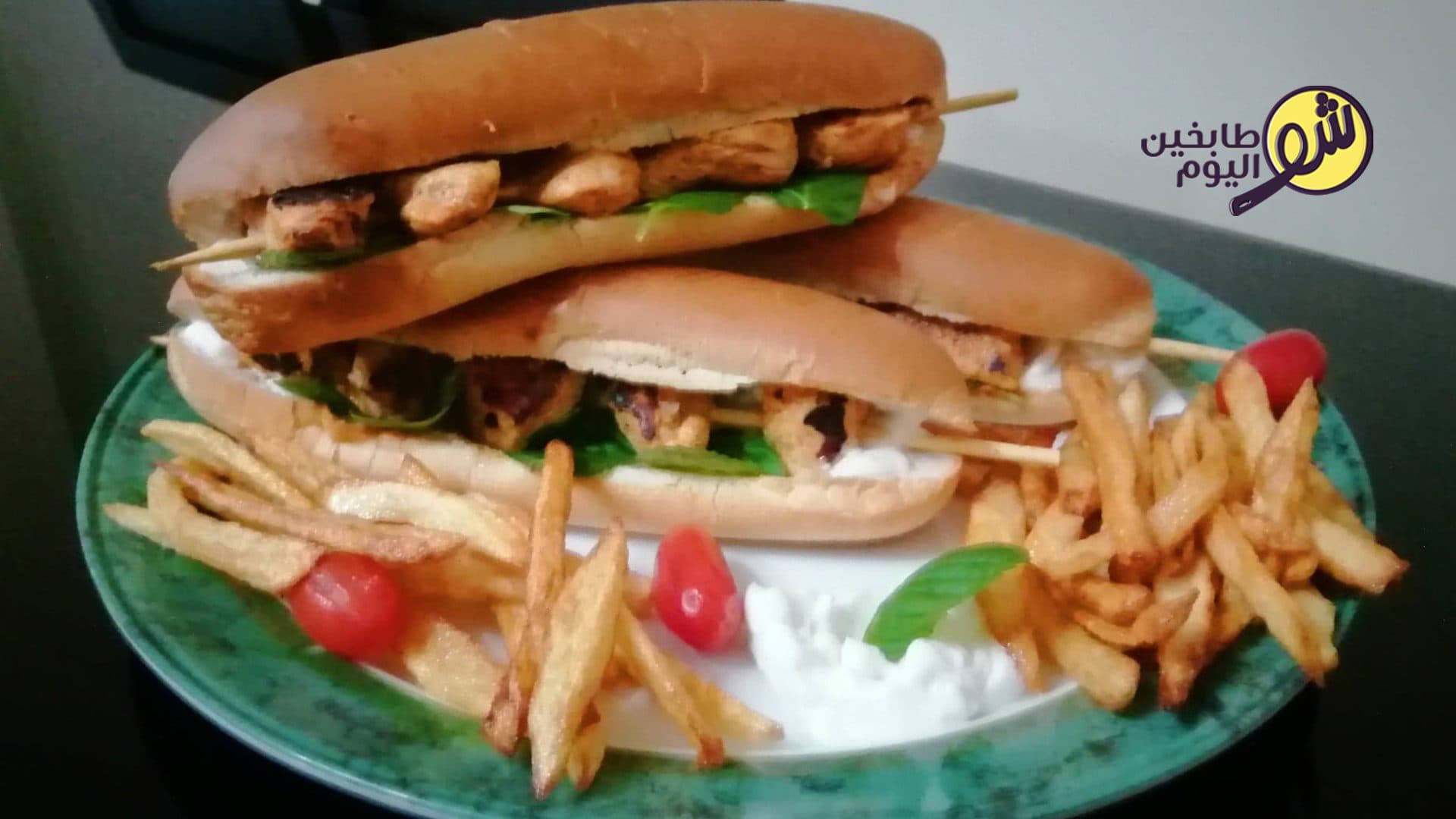 سندويشات الشيش طاووق