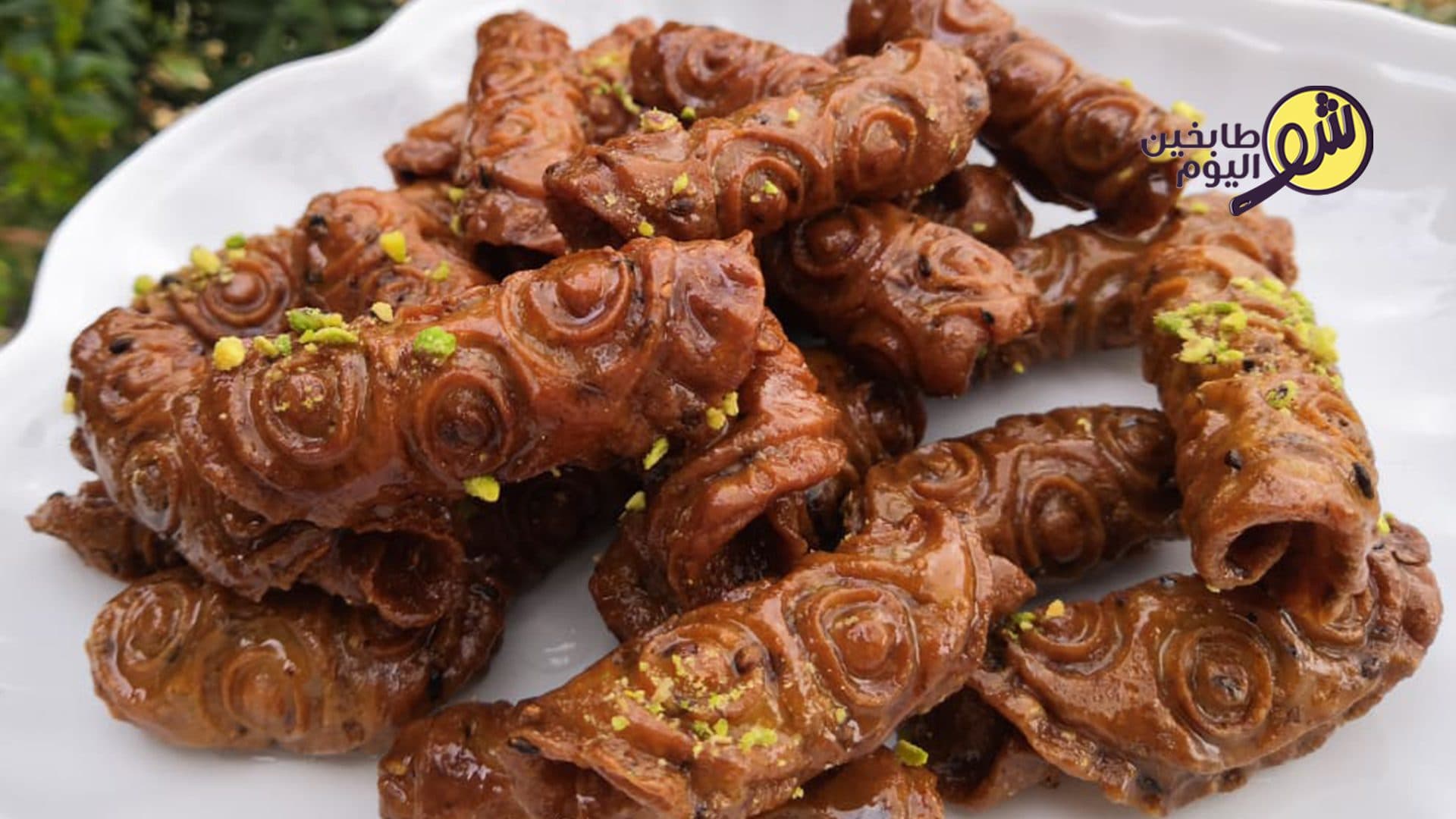 Thin, Crispy Maakaroun