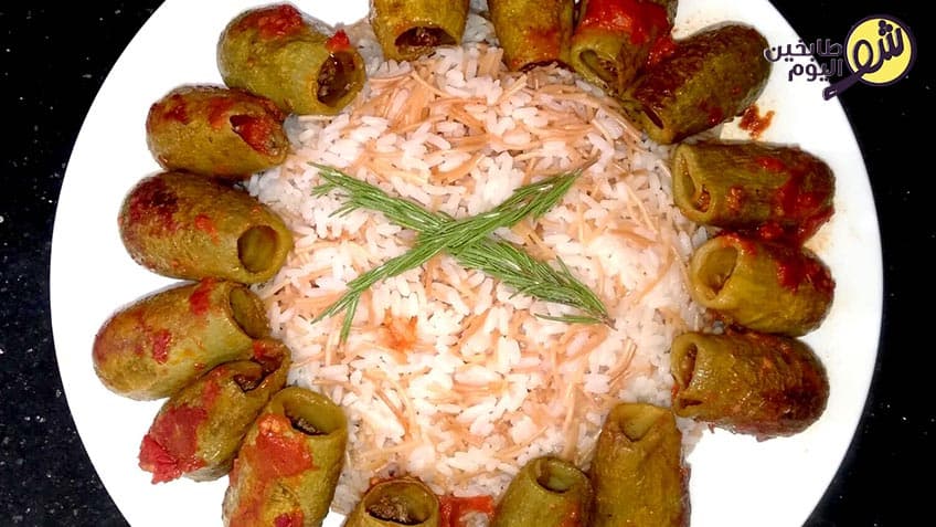 Stuffed Zucchini with Red Sauce