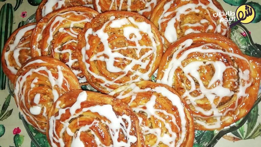 German-Style Walnut Rolls