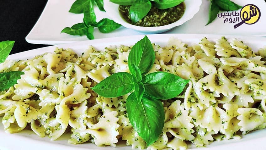 باستا معكرونة بصلصة البيستو