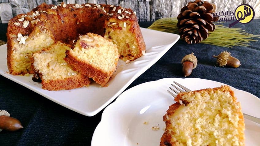 كيك الشوفان والزبيب والتفاح