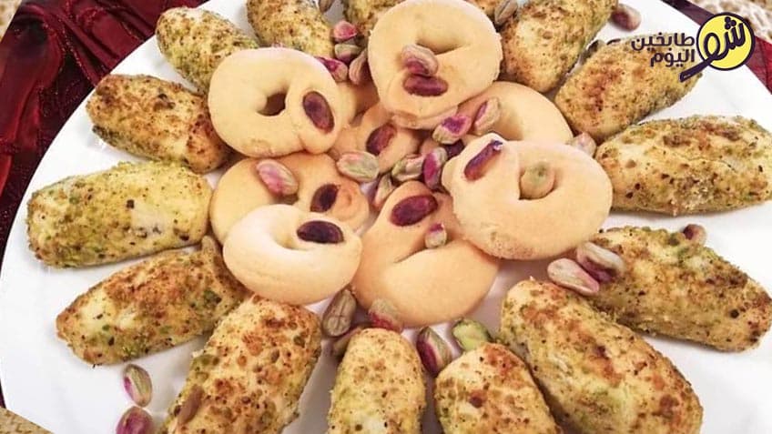 Plain Ghraybeh and Date-Stuffed Ghraybeh Recipe